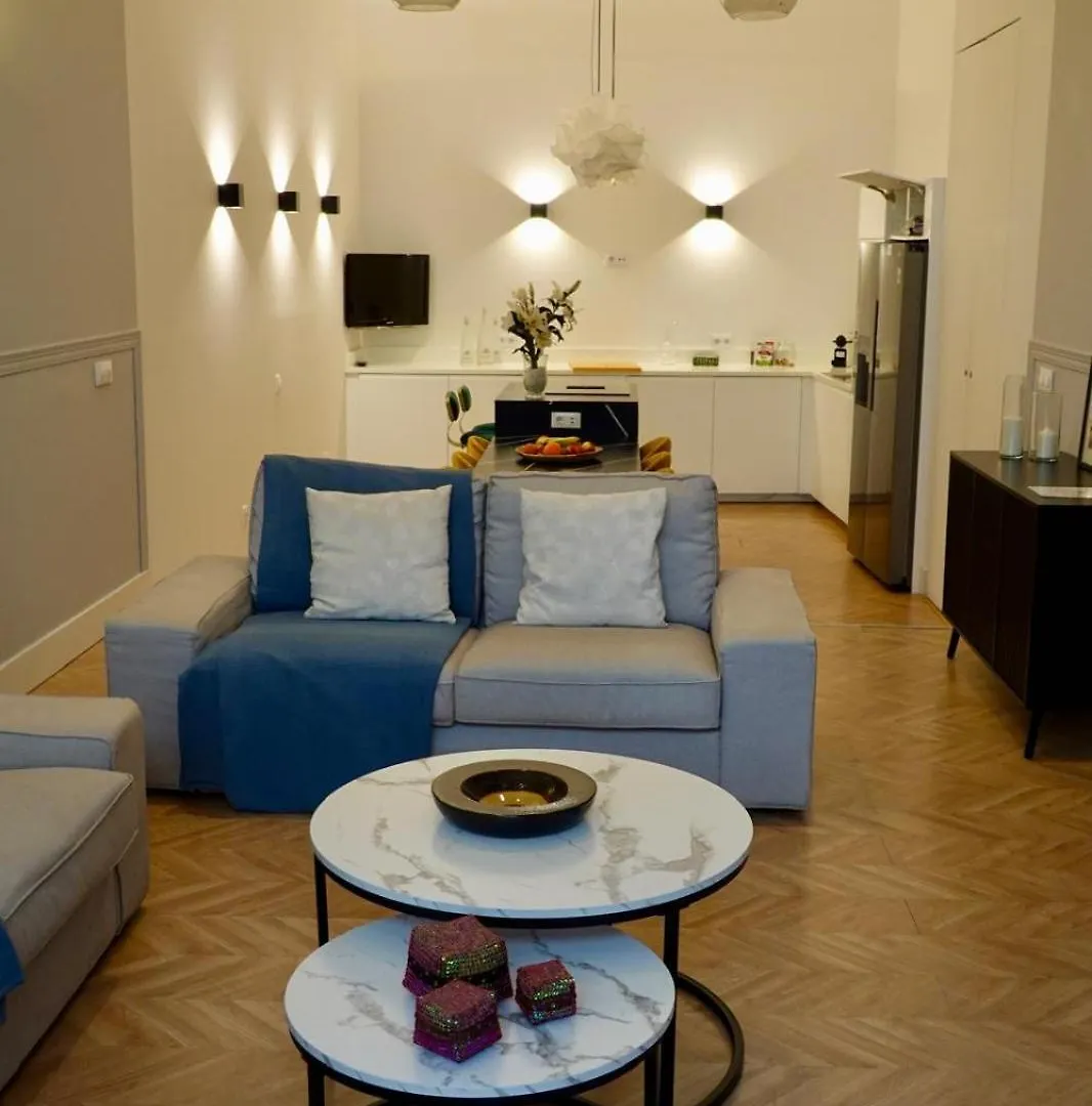 Peral Boutique Apartaments Sevilla